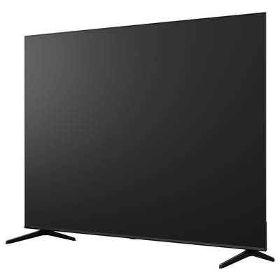 Schwarzer Flachbildfernseher auf zwei geneigten Ständerbeinen, dargestellt vor weißem Hintergrund.