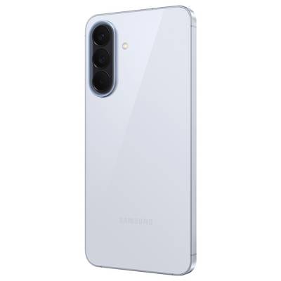 Samsung Galaxy A57 5G Smartphone von vorne gezeigt mit einem blau-violetten Farbverlauf auf dem Bildschirm, der das Logo "Galaxy A57 5G" anzeigt.