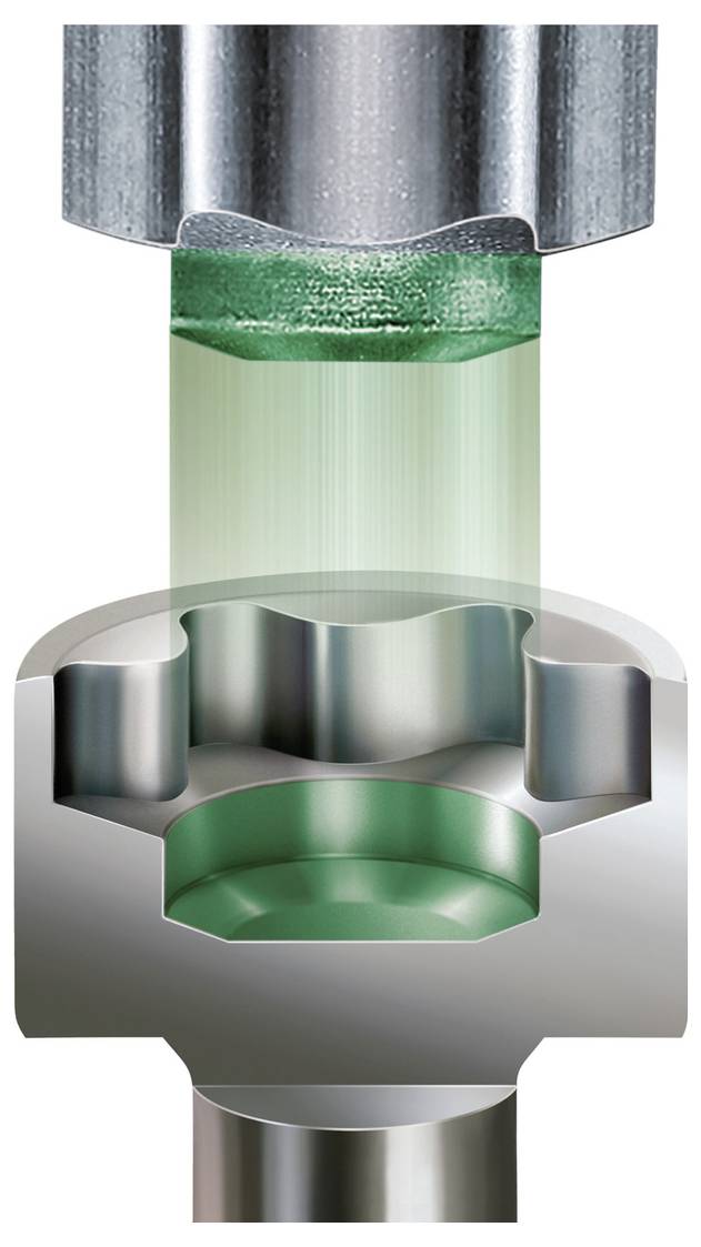 Nahaufnahme eines metallischen Schneckenbohrkopfes mit scharfen spiralförmigen Schneideklingen auf weißem Hintergrund.