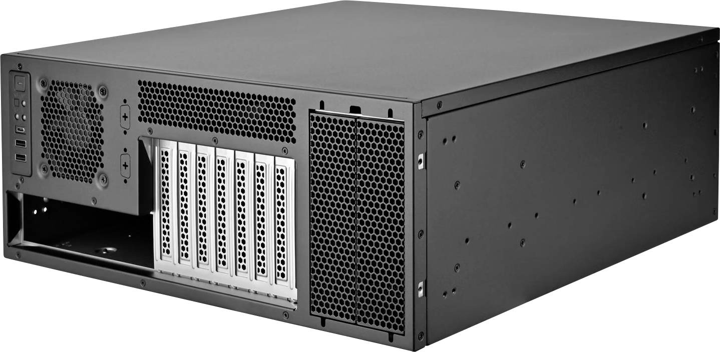 Leeres schwarzes Servergehäuse im Rack-Format mit Lüftungsgittern und offenen Steckplätzen an der Rückseite.