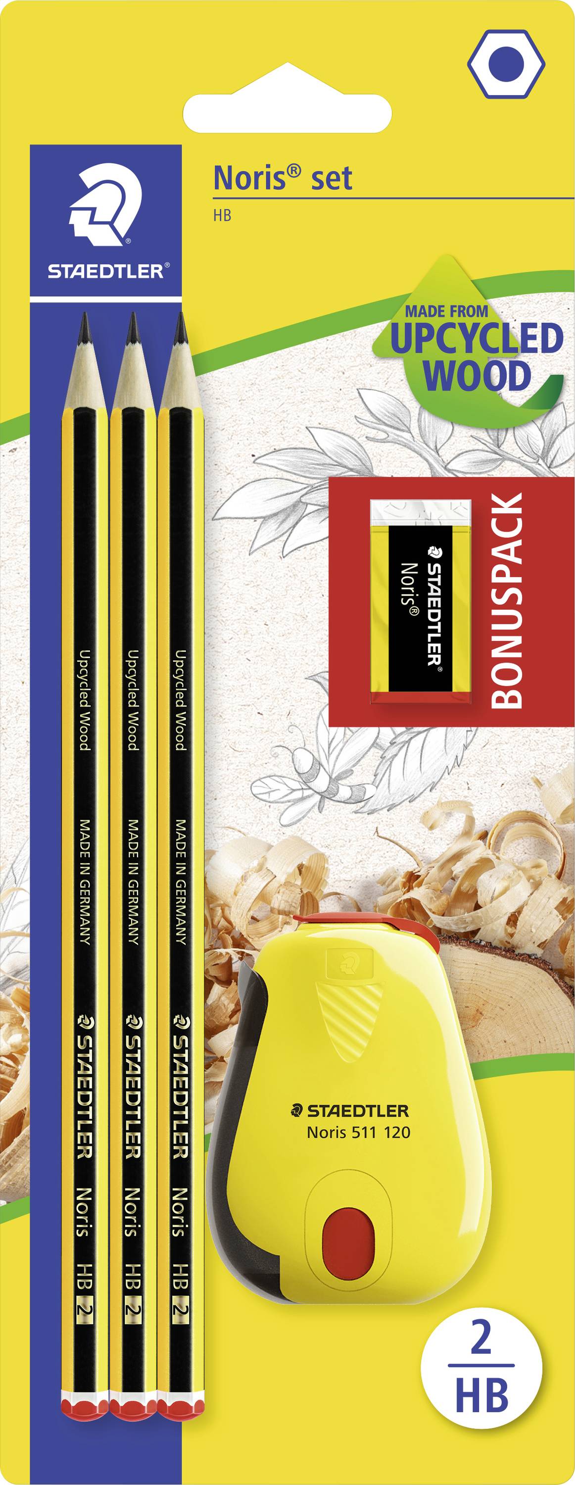 Verpackung für STAEDTLER Noris Set: drei HB-Bleistifte, gelber Spitzer und „2 HB"-Abzeichen auf einer leuchtend gelben Bonus-Verpackung aus Recycling-Holz.