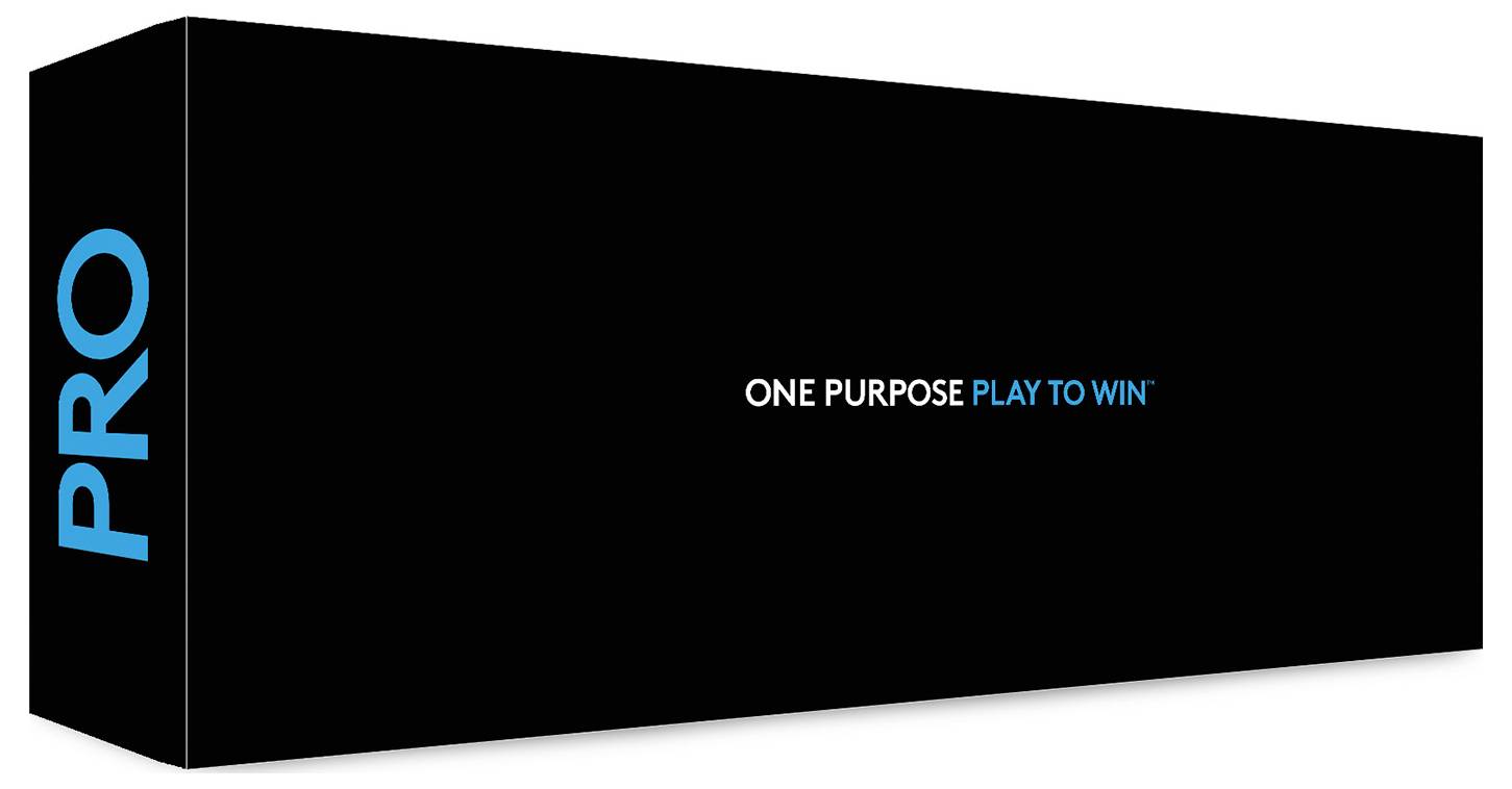 Schwarze Produktbox mit blauem vertikalem "PRO" auf der linken Seite und dem Slogan "ONE PURPOSE PLAY TO WIN" zentriert auf der Vorderseite.