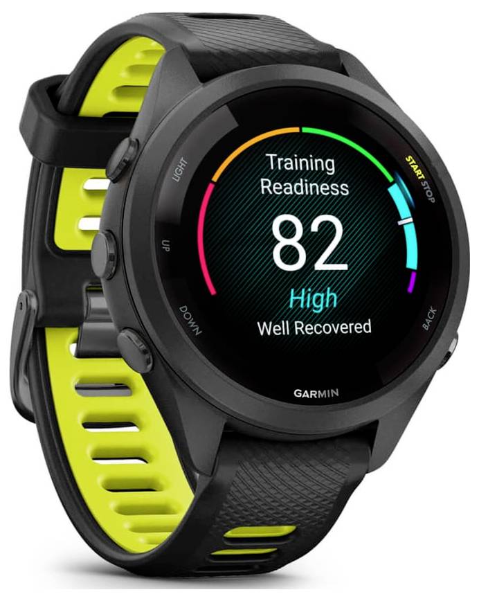 Schwarze Garmin Sports-Smartwatch mit neonorangegelbem Armband, auf dem Display „Training Readiness 82" und „High, Well Recovered" angezeigt werden.