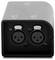 Schwarzes rechteckiges Audio-Interface mit zwei XLR-Eingängen an der Vorderseite, beschriftet mit „USB" und USB-Branding auf der Oberseite.