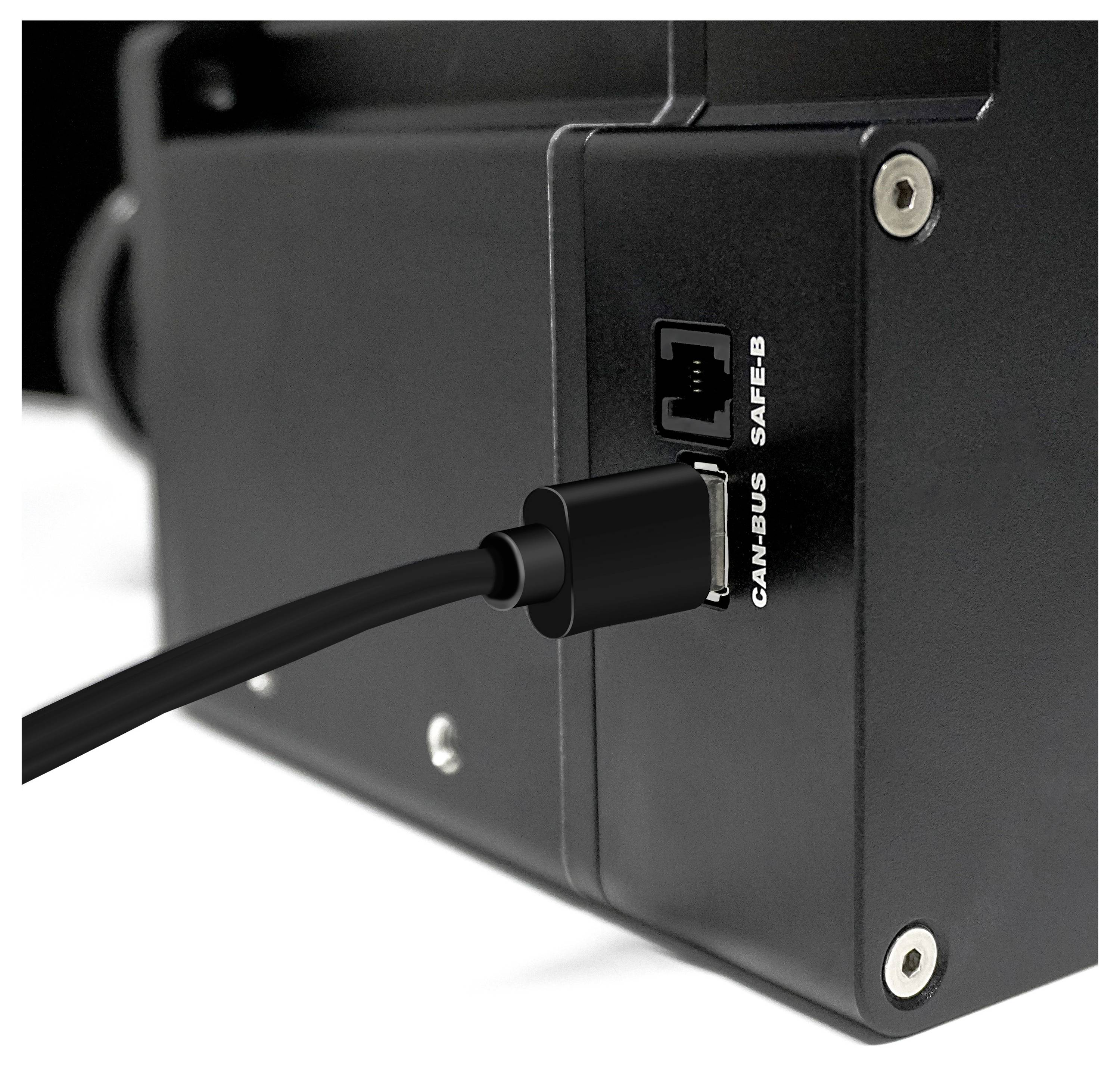 Nahaufnahme eines schwarzen Gerätepanels mit einem Kabel, das in einen mit „CAN-BUS" und „SAFE-B" gekennzeichneten Anschluss eingesteckt ist.