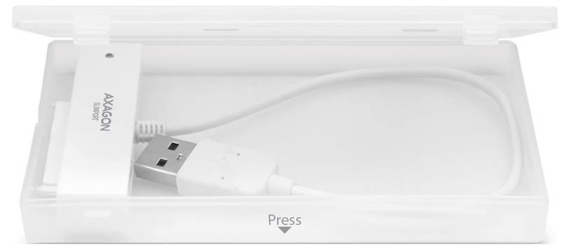 Weißes USB-Laufwerk und Kabel in einem durchsichtigen Kunststofftablett verpackt, mit dem Wort „Press" in der Mitte unten.