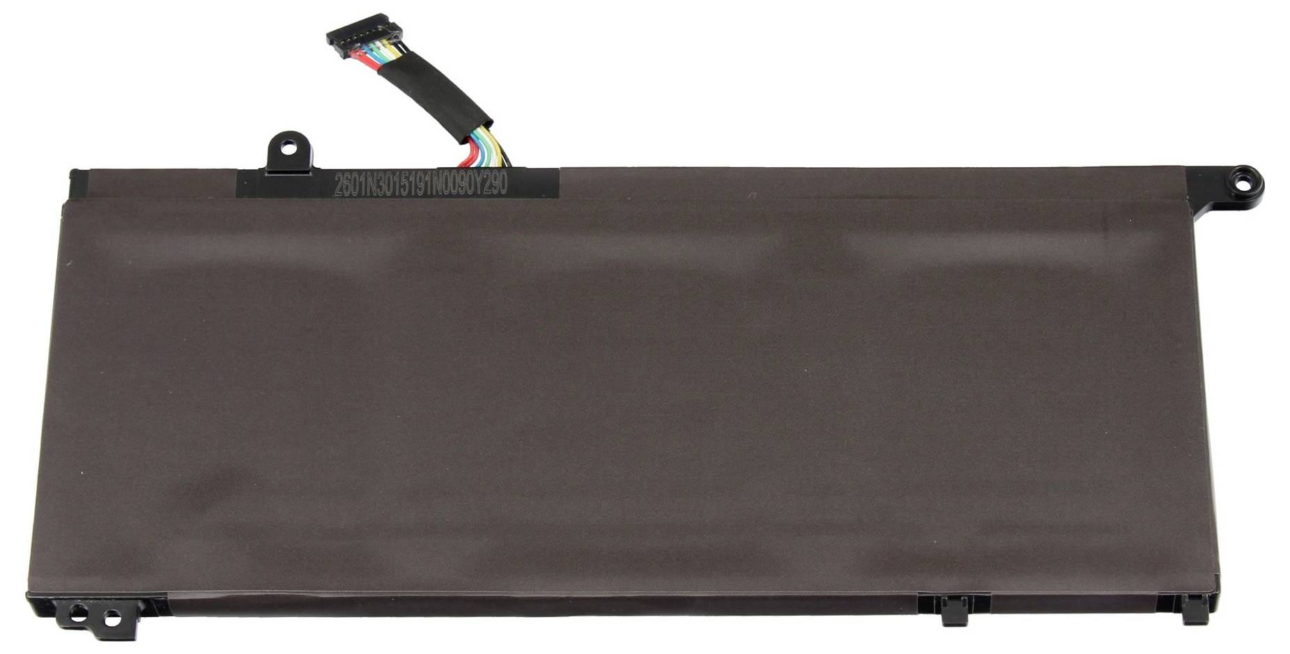 Schwarzer rechteckiger Laptop-Akku mit angebrachtem Steckkabel auf weißem Hintergrund.