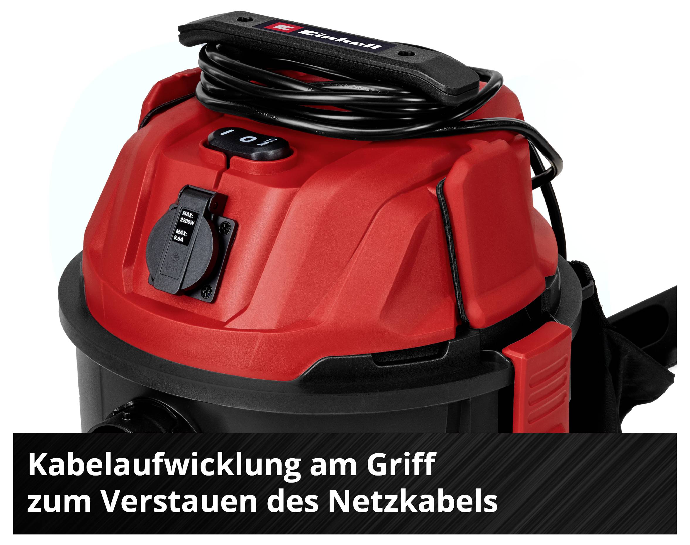Roter und schwarzer Sauger mit Kabelaufwicklung am Griff zum Verstauen des Netzkabels.