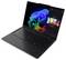 Schwarzer Lenovo ThinkPad-Laptop, schräg geöffnet, zeigt Windows-Desktop und Copilot-Seitenleiste auf dem Bildschirm.