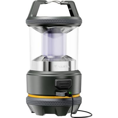 Tragbare VARTA Campinglaterne mit Griff, durchscheinendem Lichtraum und an der Basis angebrachtem USB-Ladekabel.
