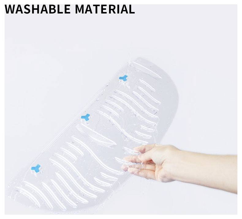 Klare waschbare Schuheinlage, die von einer Hand gehalten wird, mit dem Text "WASCHBARES MATERIAL" oben.