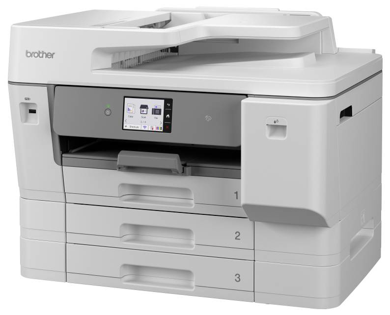 Weißer Brother Multifunktionsdrucker mit Touchscreen und drei Papierfächern, in Vorderansicht gezeigt.