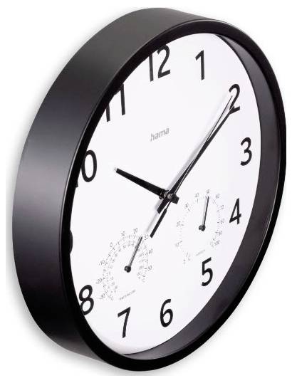 Schwarze Wanduhr mit weißem Zifferblatt, fetten schwarzen Zahlen und drei Zeigern, in Schrägansicht dargestellt.