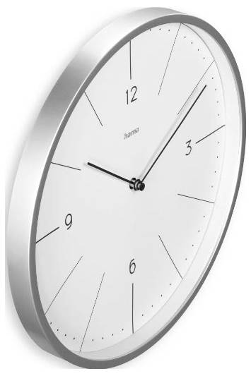 Minimalistische Wanduhr mit weißem Zifferblatt und silbernem Rand, zeigt etwa 10:10 Uhr.