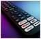 Nahaufnahme einer TV-Fernbedienung mit dedizierten Streaming-Schaltflächen für Netflix, Prime Video, Plex, YouTube, Disney+ und Deezer.