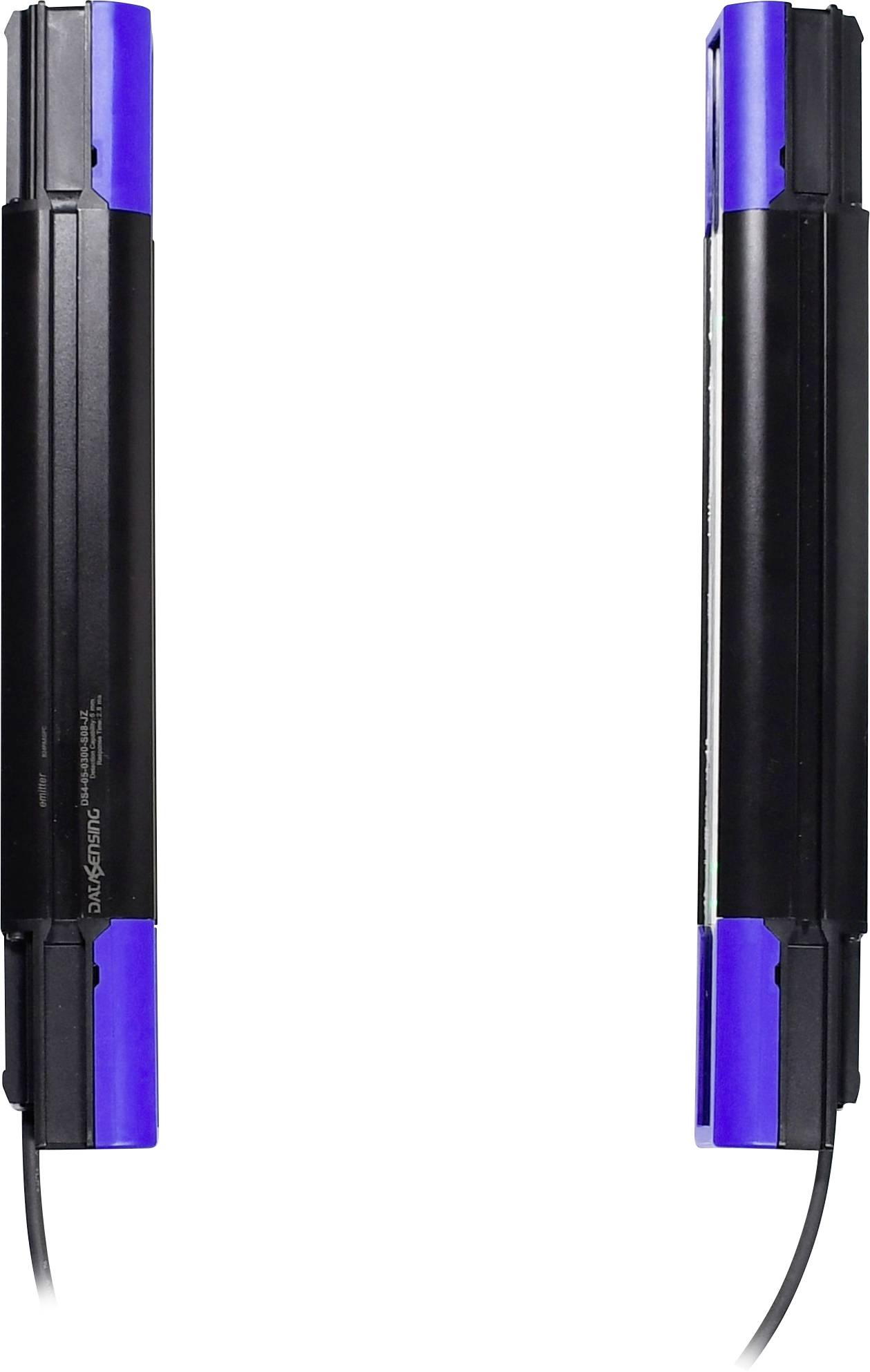 Zwei vertikal aufgestellte schwarz-blaue elektronische Geräte, die sich gegenseitig gegenüberstehen, jedes mit einem Kabel, das von unten herunterhängt, auf weißem Hintergrund.