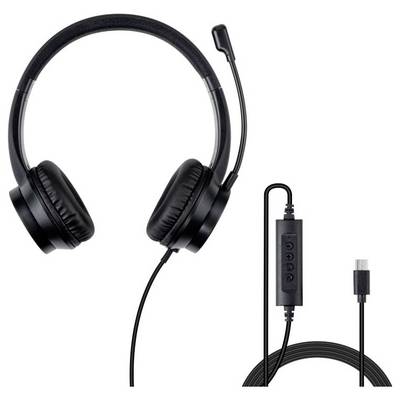 Schwarzes Over-Ear-Headset mit angebrachtem Mikrofon und Inline-Steuerung, gezeigt mit USB-Kabel und Lautstärkereglern auf weißem Hintergrund.