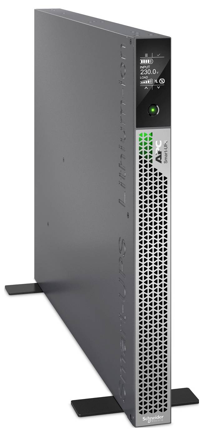 Großes schwarzes APC Smart-UPS-Batterieausfallsicherungssystem mit frontalem Statusdisplay, grünem Stromindikator und perforiertem Gitter.