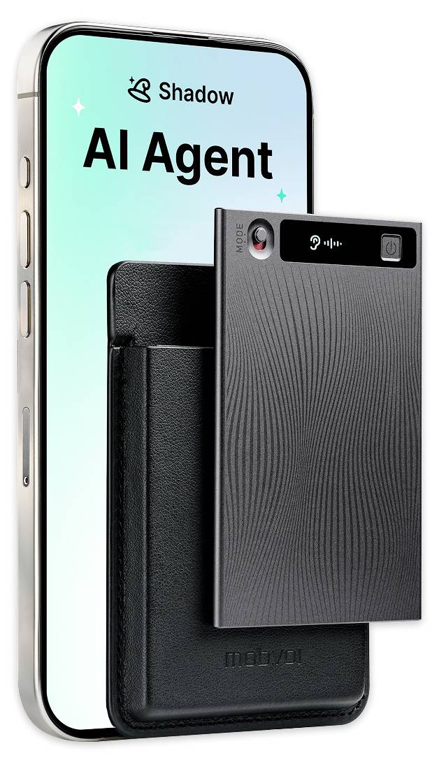 Ein Smartphone zeigt "Shadow AI Agent" an, mit einem kompakten schwarzen Gerät und einer Telefongeldbörse, die auf der Rückseite angebracht ist.
