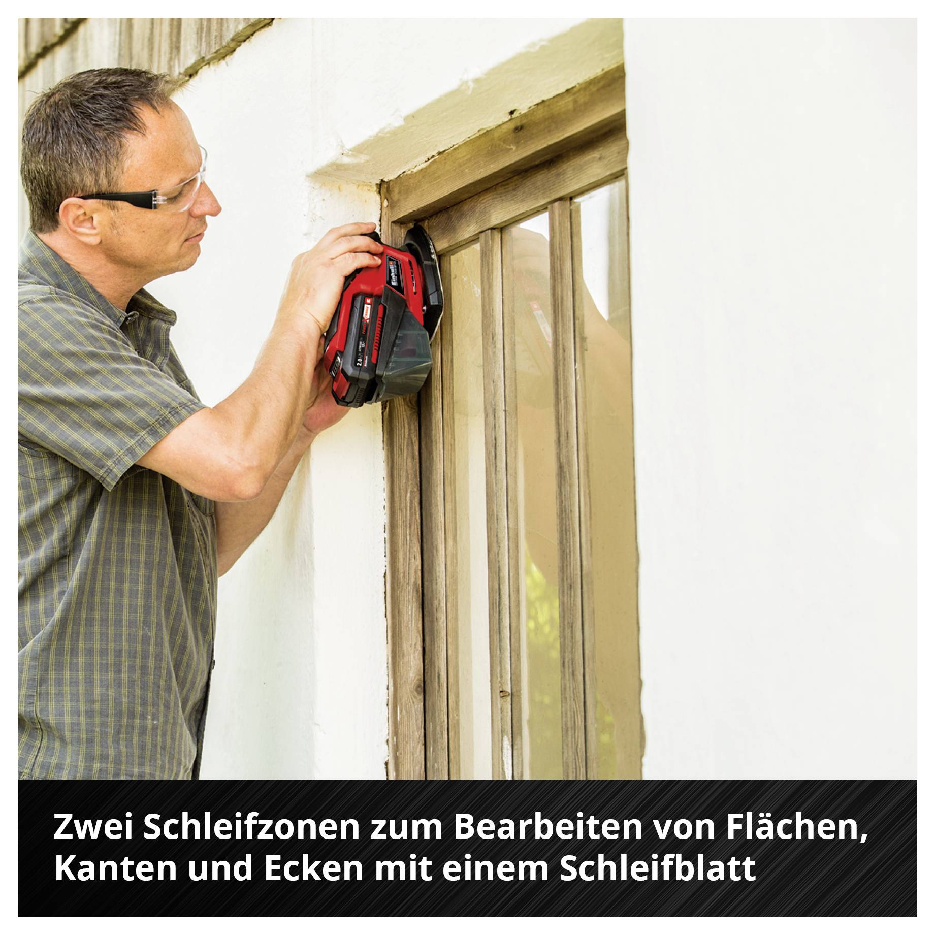 Handschleifen einer Holzoberfläche mit einem Elektroschleiffer; der Text lautet „Reißfeste Bindung bleibt unter hohem Druck stabil".