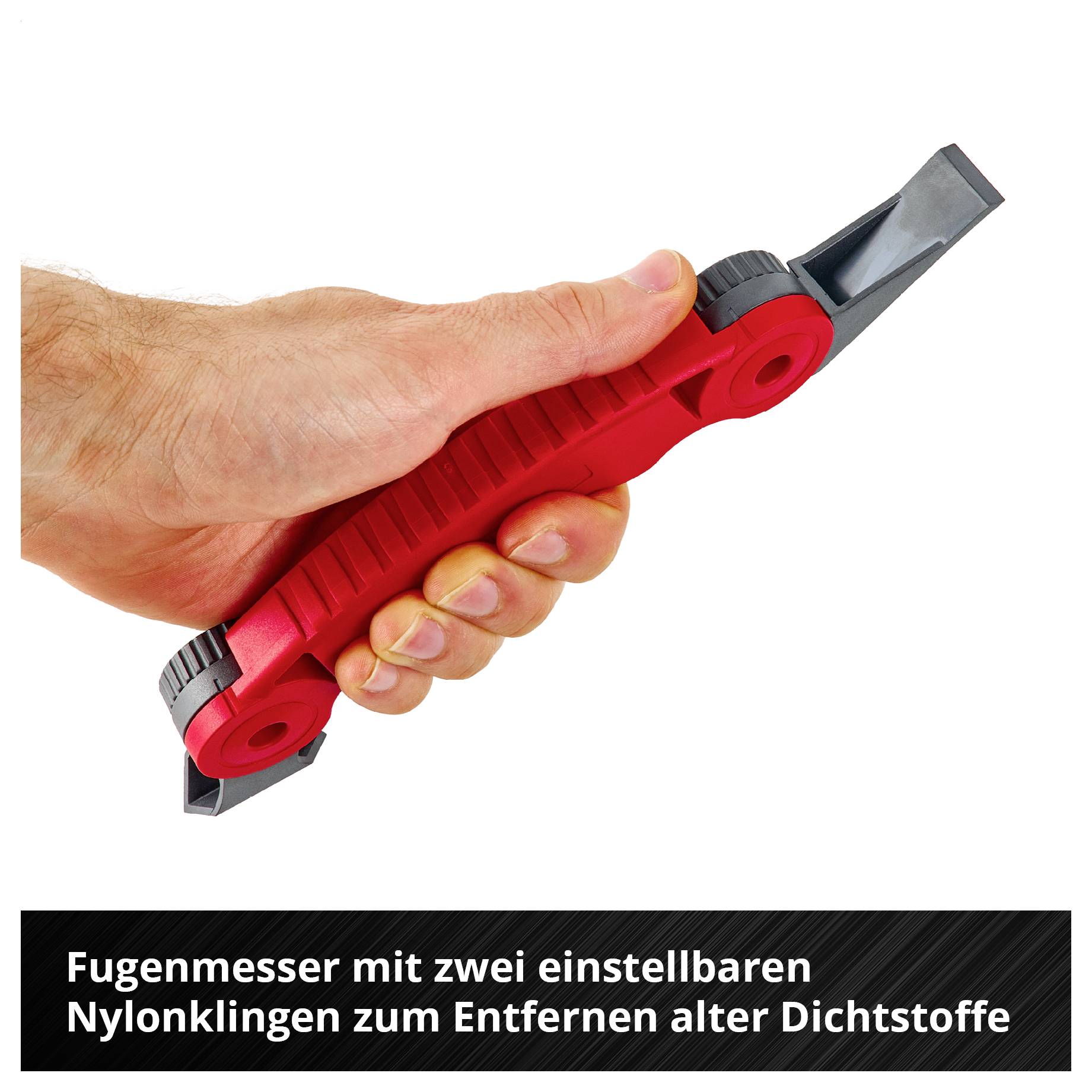 Hand hält rotes Fugenmesser mit zwei einstellbaren Nylonklingen zum Entfernen alter Dichtstoffe.