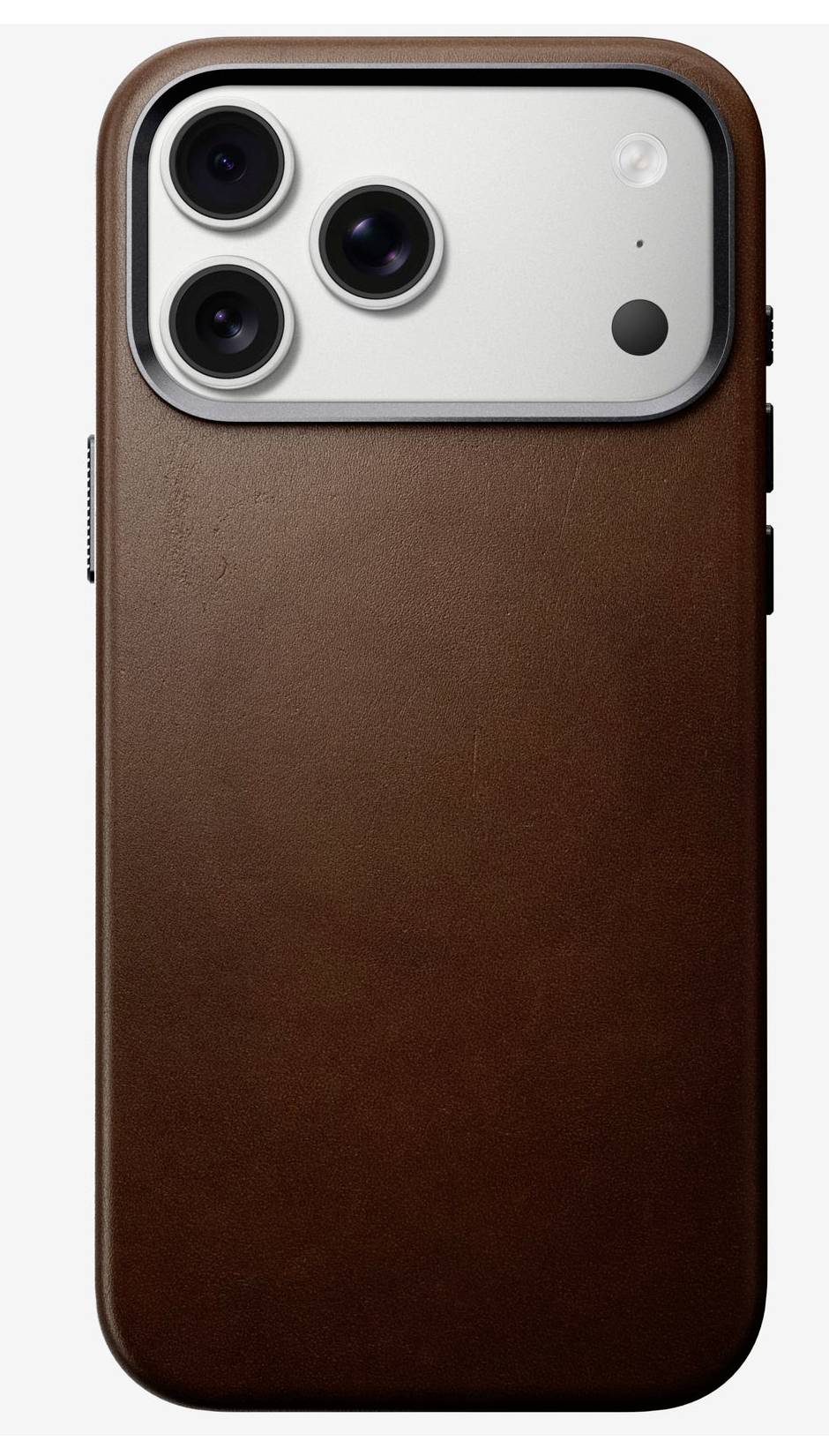 Braunes Lederetui für Telefon mit erhöbenem Kameraauschnitt, von hinten auf weißem Hintergrund dargestellt.