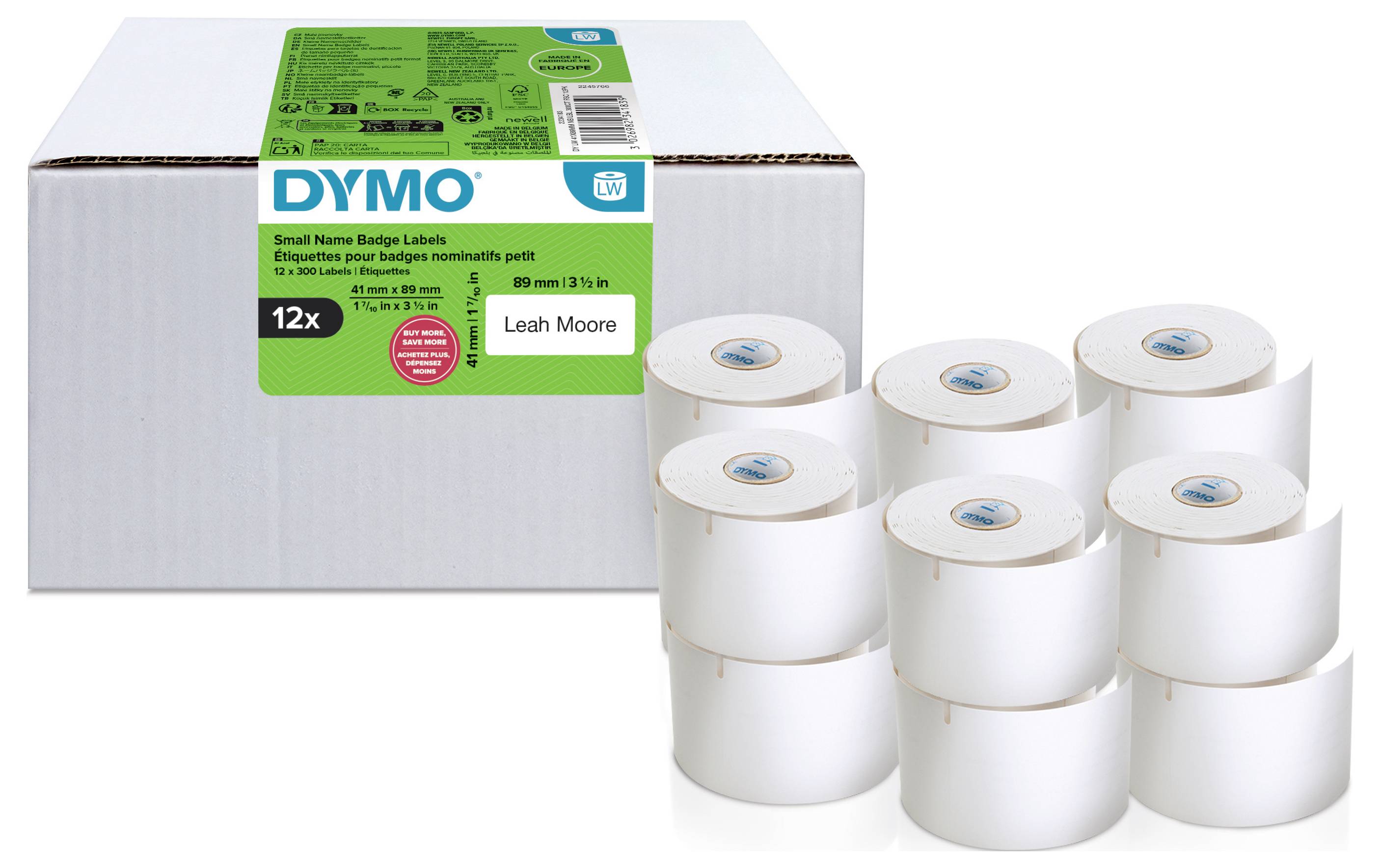 Karton mit DYMO Namensschild-Etiketten in Kleinformat mit 12 weißen Etikettenrollen, die von vorne auf weißem Hintergrund angezeigt werden.