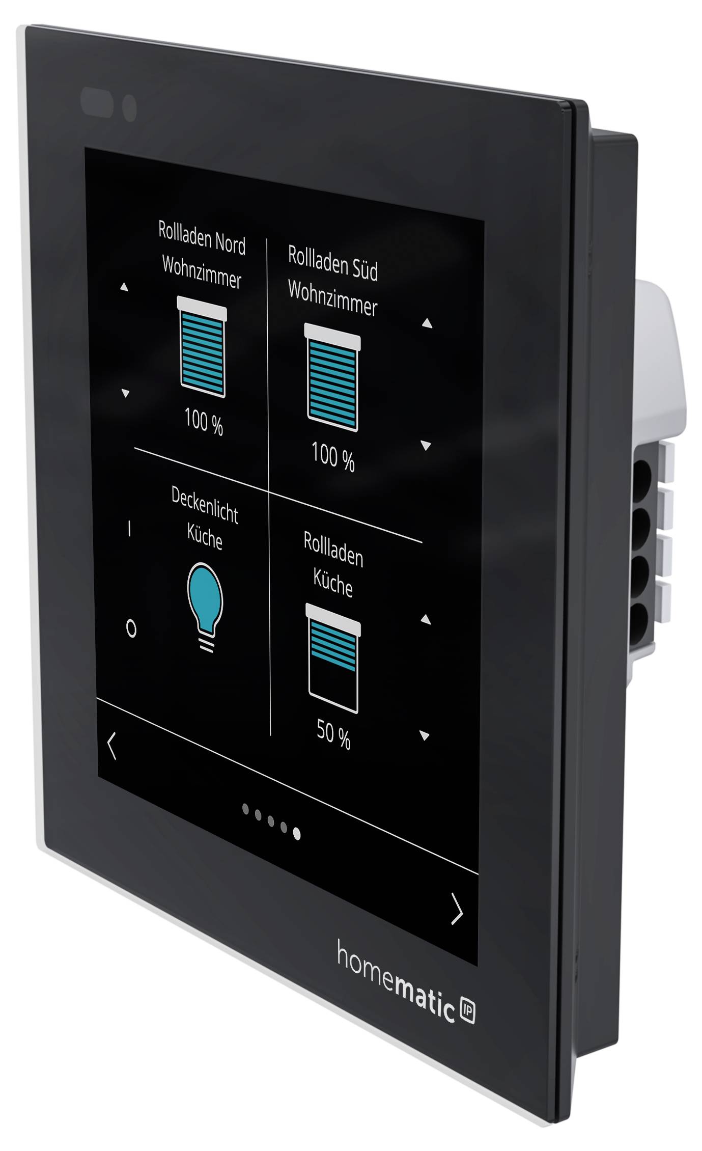 An die Wand montierter Smart-Home-Touchscreen, der Steuerelemente für zwei Wohnzimmerfensterläden, Küchenfensterladen auf 50 % und Deckenleuchte in der Küche anzeigt.