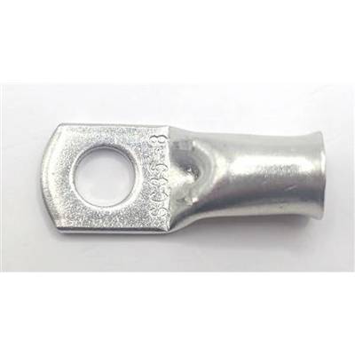 Nahaufnahme eines Metallkrimm-Rohrstutzen mit einer kreisförmigen Öse und gestempelten Markierungen, auf weißem Hintergrund dargestellt.