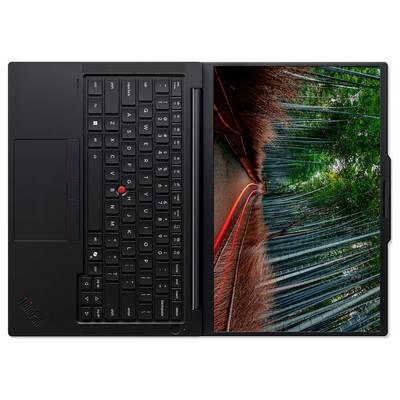 Draufsicht auf einen schwarzen Lenovo ThinkPad Laptop, geschlossen mit sichtbarer Tastatur auf der linken Seite und Bildschirm, der auf der rechten Seite ein farbenfrohes abstraktes rot-grünes Muster zeigt.