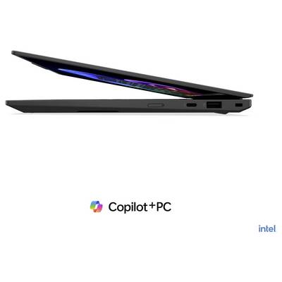 Laptop in Seitenansicht geöffnet mit den Logos "Copilot+PC" und Intel darunter, das ein schlankes Profil und sichtbare Anschlüsse auf der rechten Seite zeigt.