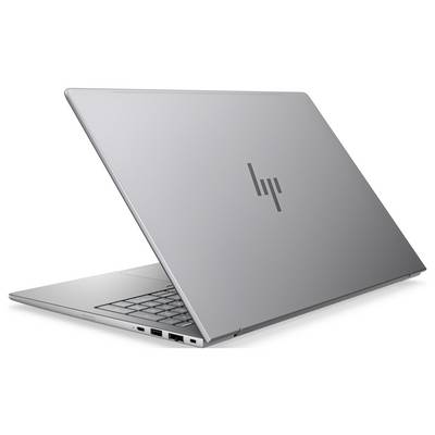 Geschlossener silberner HP-Laptop von der hinteren linken Seite gezeigt, teilweise offen auf weißem Hintergrund.