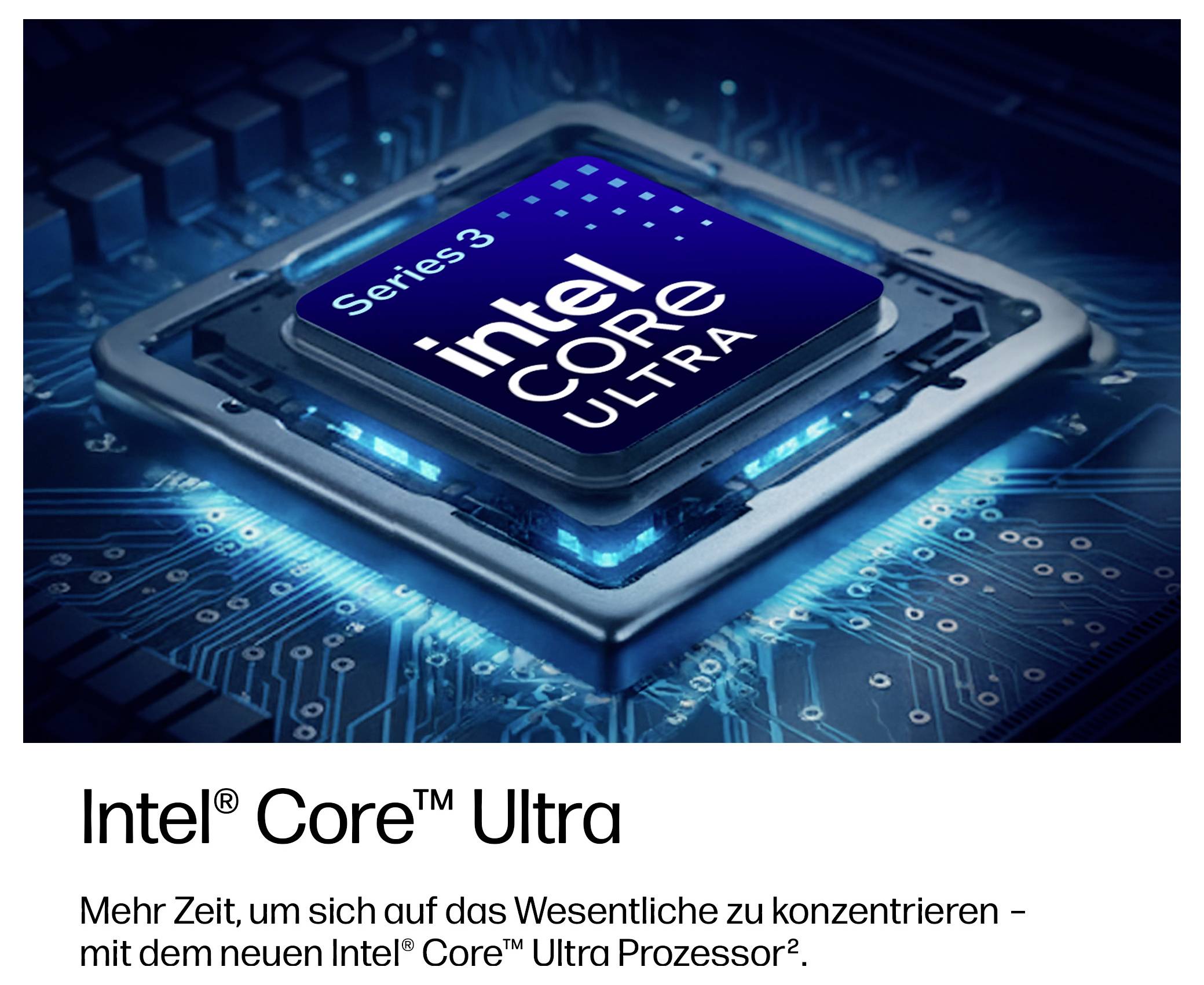 Seitenansicht eines geschlossenen silbernen Laptops mit schlankem Profil, mehreren Anschlüssen und einem Laufwerksschacht an der Seite.