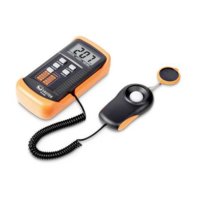 Digitales Luxmeter mit externer Sensorsonde, das eine Anzeige von 267,1 zeigt, auf weißem Hintergrund.
