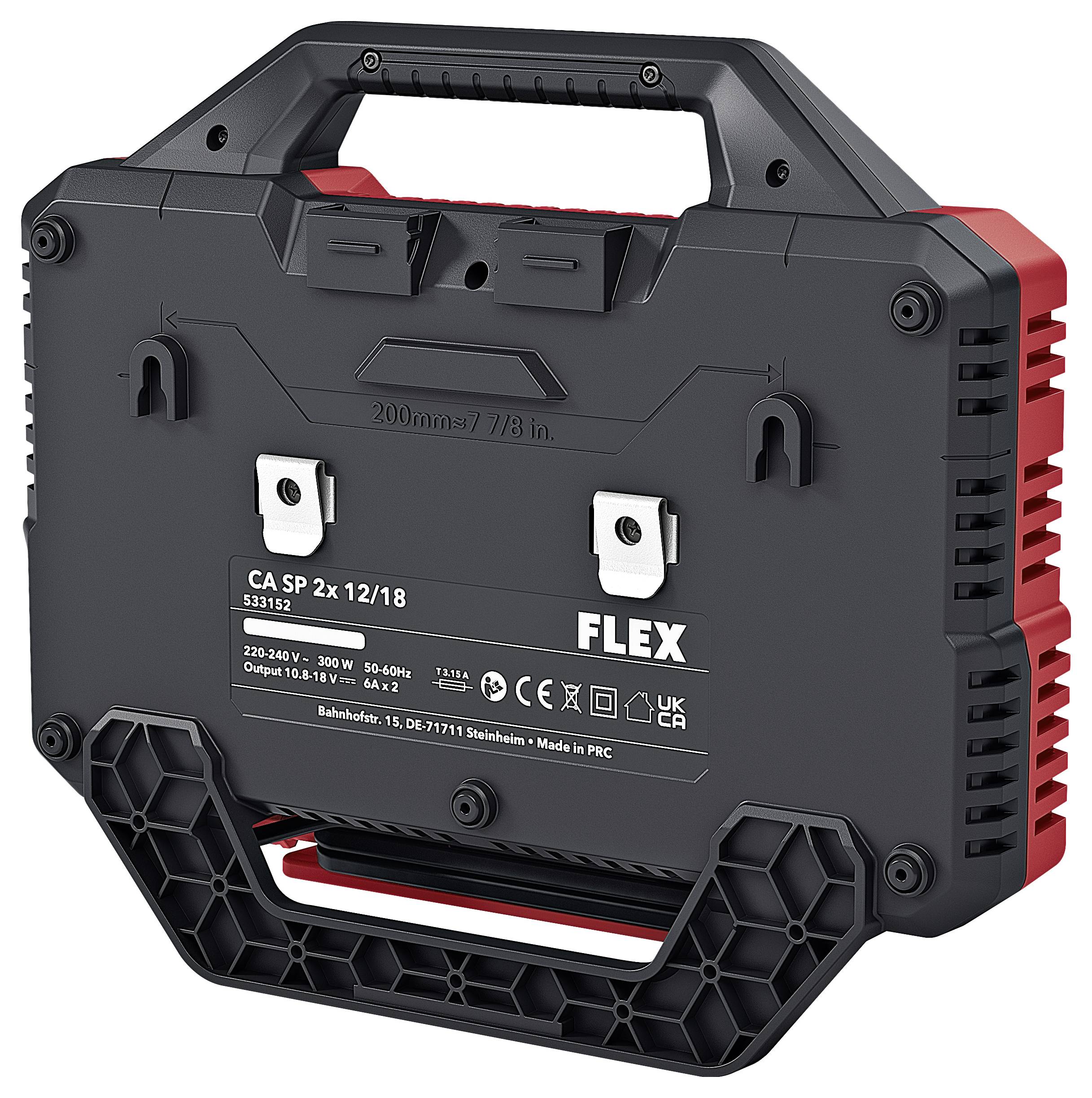 Tragbares FLEX Batterieladegerät mit Griff, schwarzem und rotem Gehäuse, gekennzeichnet mit CA SP 2x 12/18 für 12/18V Batterien.