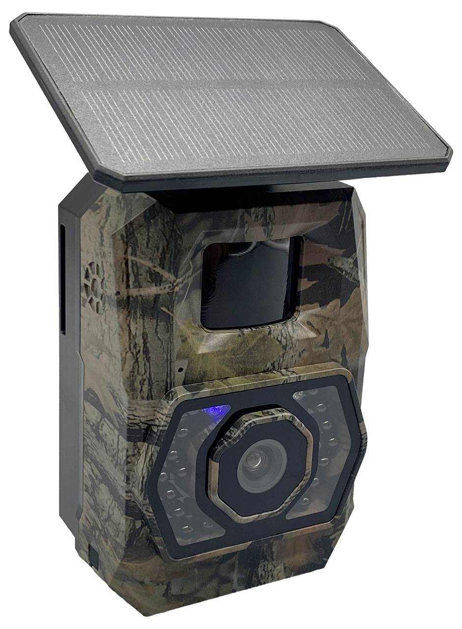 Getarnte Wildkamera mit Solarpanel auf der Oberseite, Bewegungsmelder und Objektiv auf der Vorderseite, verwendet zur Überwachung von Wildtieren im Freien.