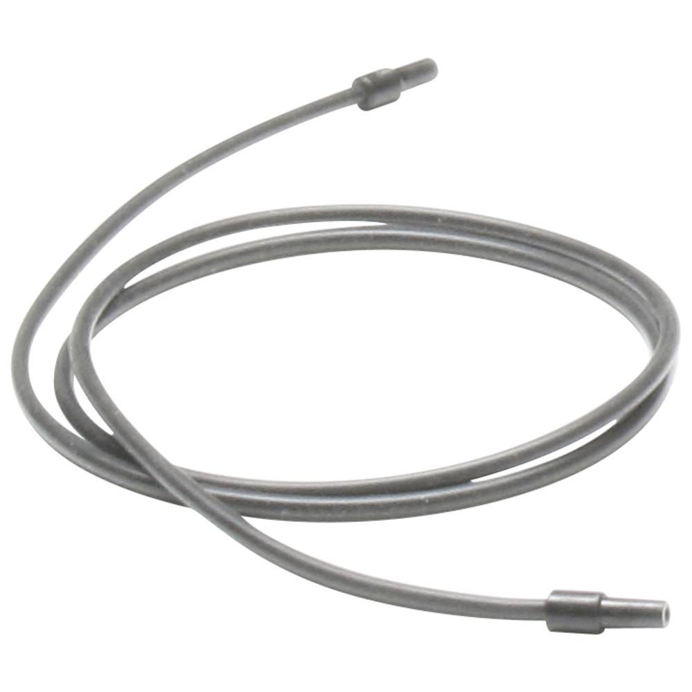 Aufgerolltes graues Kabel oder Draht mit zylindrischen Steckverbindern an beiden Enden, gezeigt auf weißem Hintergrund.