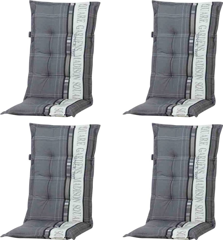 Vier identische graukarierte Outdoor-Sitzkissen mit gestreiftem Rand und Text "Square Gardens Madison Square", auf weißem Hintergrund dargestellt.