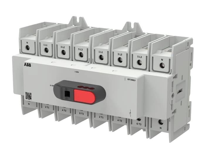 ABB Dreipolschalter mit mehreren Anschlussklemmen und einem roten Ein-/Aus-Hebel auf weißem Gehäuse.