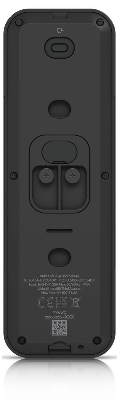 Unteransicht einer schwarzen Computermaus, die den optischen Sensor, das Batteriefach, den Stromknopf und den Ein-/Ausschalter zeigt.