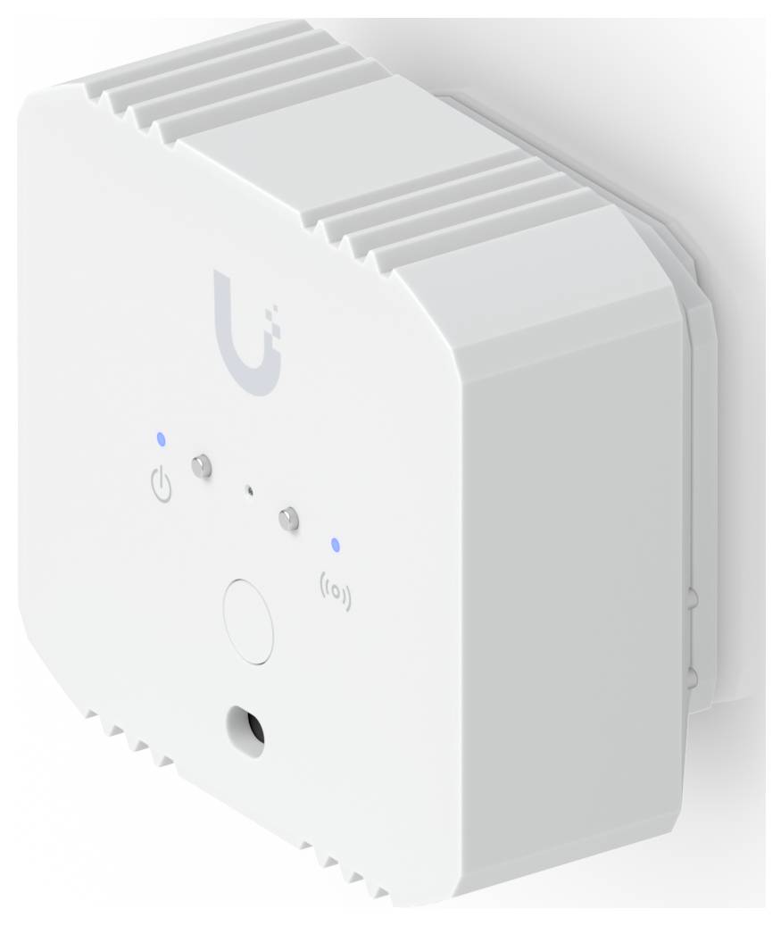 Weißes Ubiquiti-Netzwerkgerät an einer Wand montiert, mit Status-LEDs und Tasten an der Vorderseite.