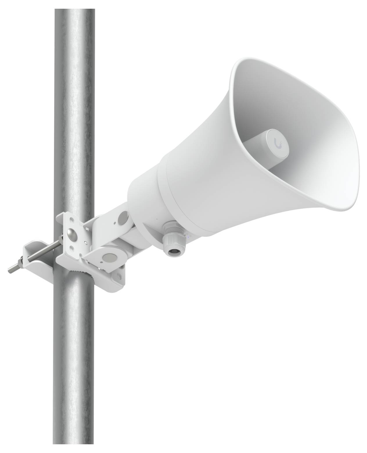 Weißer Außenlautsprecher auf einem Metallmast montiert mit einer verstellbaren Halterung.