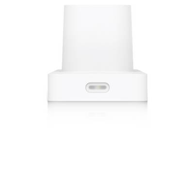 Weißer Wandladegerät-Adapter mit einem USB-C-Anschluss an der Vorderseite