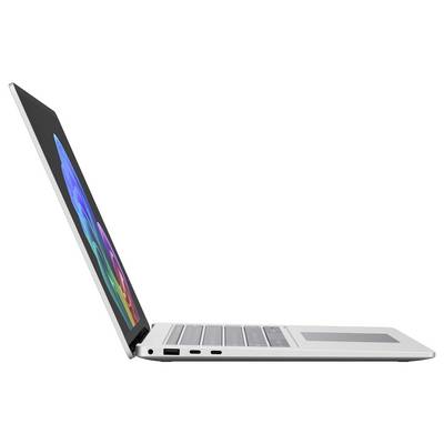 Seitenansicht eines silbernen Laptops mit geöffnetem Bildschirm, der eine farbenfrohe abstrakte Anzeige auf weißem Hintergrund zeigt.