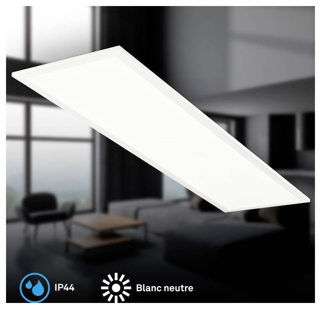 Schlankes rechteckiges LED-Deckenleuchten-Panel in einem modernen Wohnzimmer, gekennzeichnet mit IP44 und „Blanc neutre" für neutralweißes Licht.