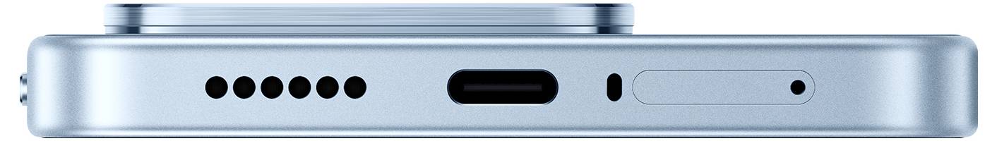 Unterkante eines blauen Smartphones mit Lautsprecherlöchern, USB-C-Anschluss, Mikrofon und SIM-Kartenfach.