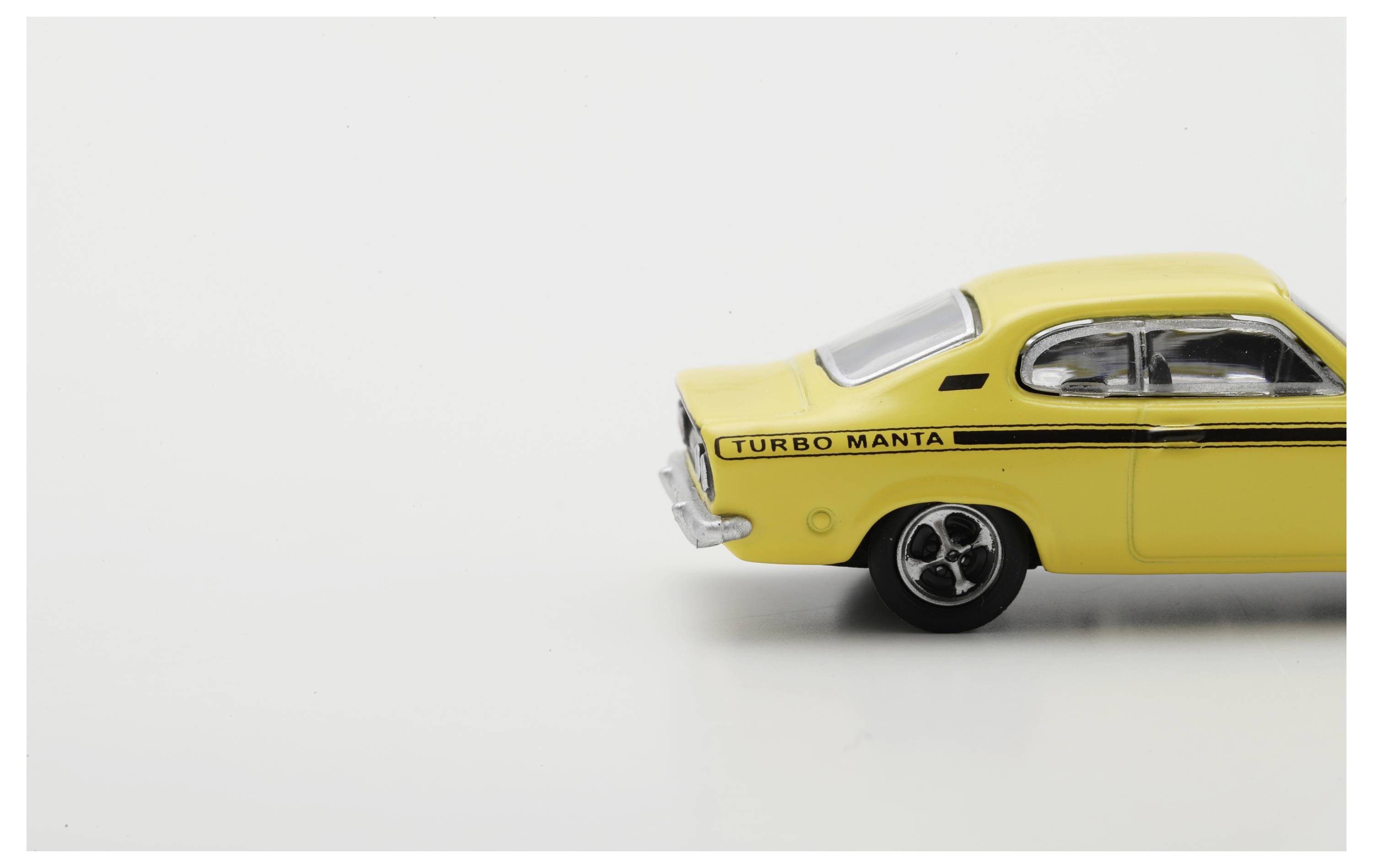 Schuco 451870008 H0 PKW Modell Opel Manta-6