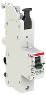 Weißer ABB-Leitungsschutzschalter mit schwarzem Schalthebel, beschriftet mit „ABB" und „S201 C 40", auf neutralem Hintergrund dargestellt.