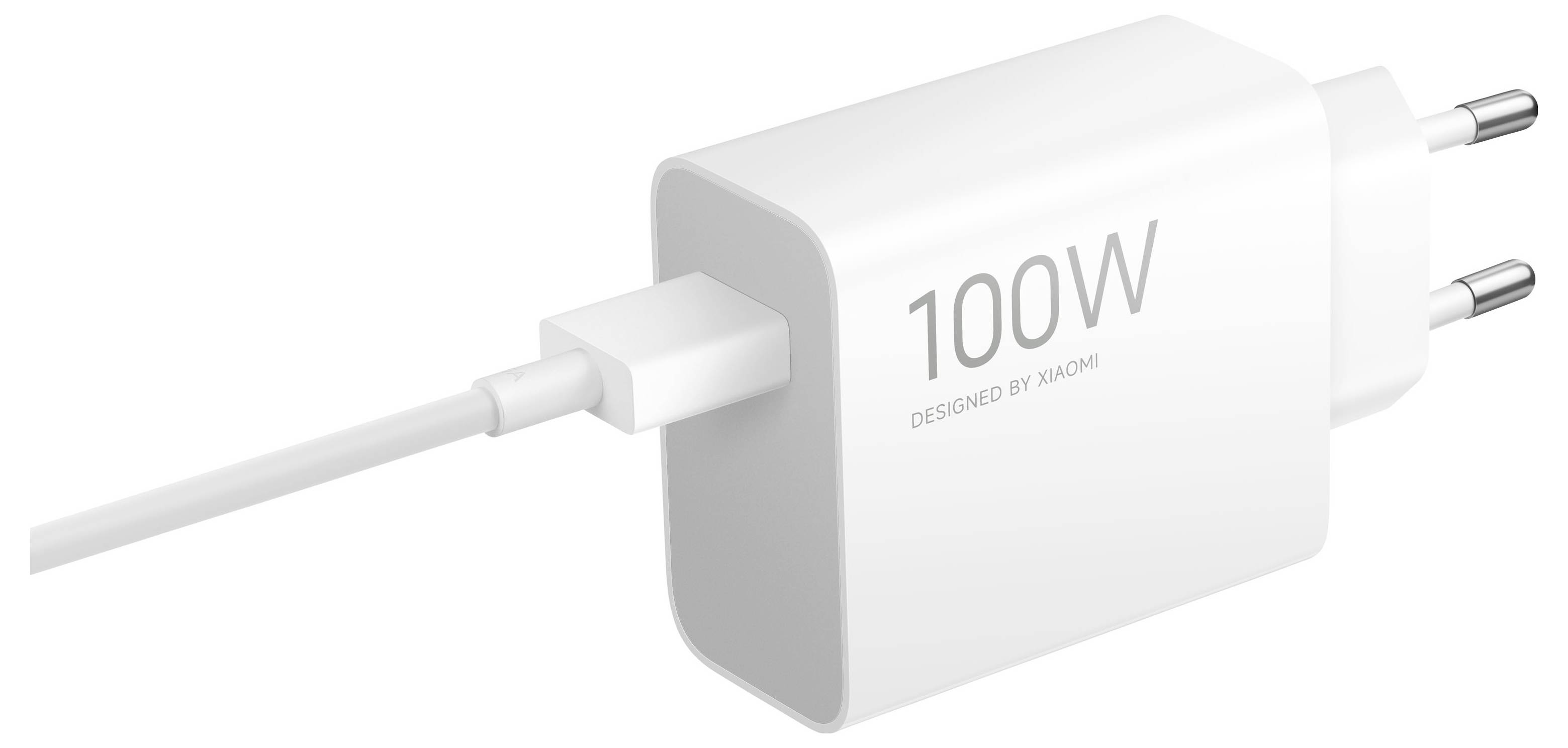 Weißer 100-W-Stromadapter von Xiaomi mit angeschlossenem USB-C-Kabel und zweipoliger Steckverbindung