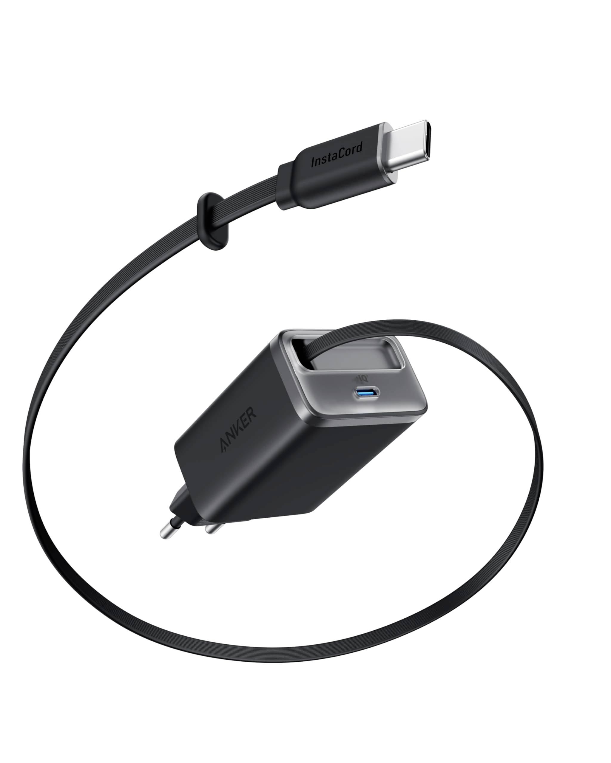 Schwarzes Anker-Wandladegerät mit angeschlossenem USB-C-Kabel, das darum herum aufgewickelt ist, dargestellt als Produktabbildung.